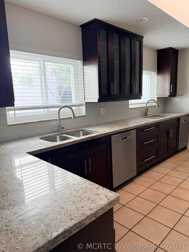 Building Photo - 7797 San Marcos Pl