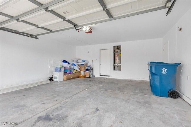 Building Photo - 7600 Beverly Hills Dr