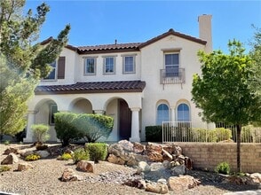 Building Photo - 12065 Hathaway Pines Dr