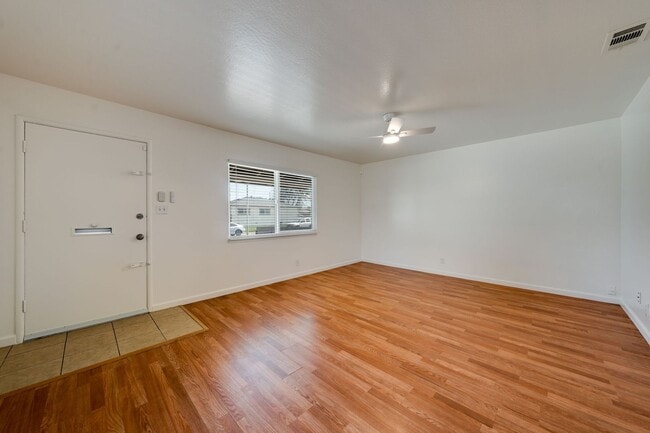 Building Photo - 7726 Laurie Way