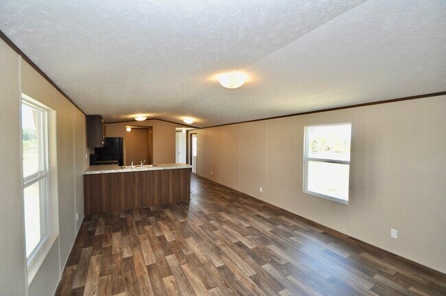 Building Photo - 25 Road 5608