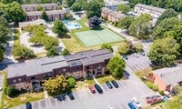 Building Photo - Private 2 Bedroom 1 Bath Condo in Goshen V...