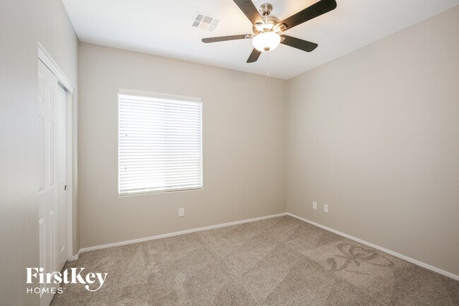 Building Photo - 8900 Magnolia Point Ct