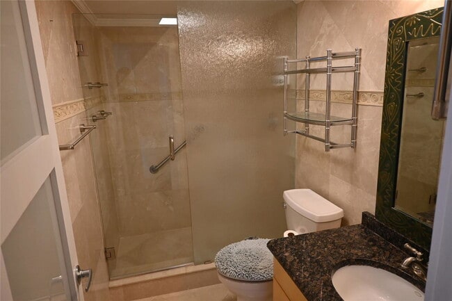 Building Photo - 1800 S Ocean Blvd