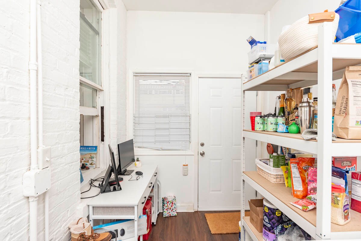 Building Photo - 1722 N Mohawk St