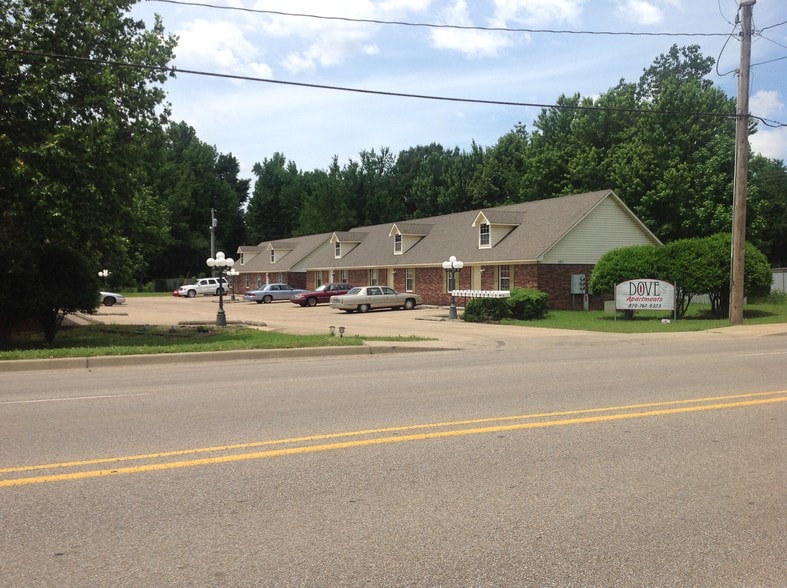 Building Photo - 1311 N Church St
