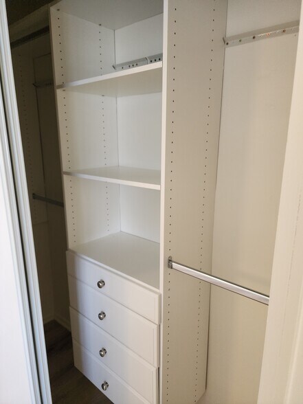 Building Photo - 1170 Fountain St