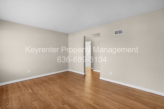 Building Photo - COMING SOON!! Charming 3-Bedroom Home in a Prime Saint Charles Location!