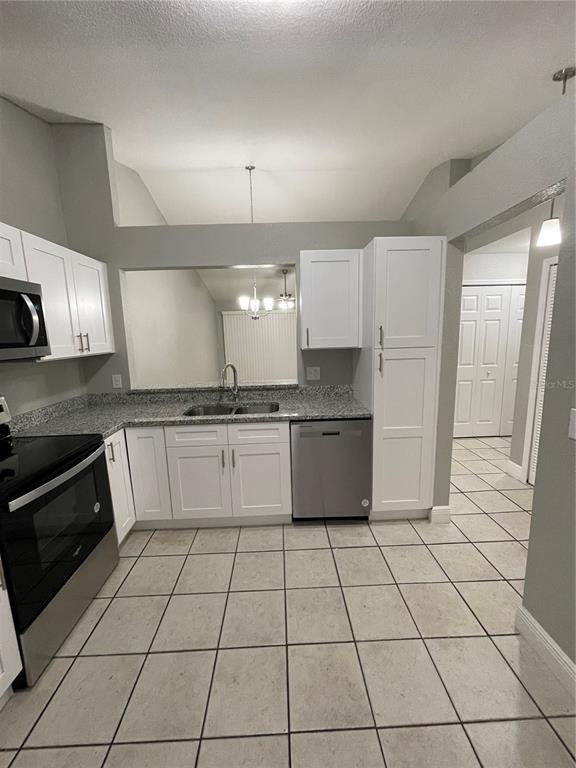 Building Photo - 12146 Sandal Creek Way