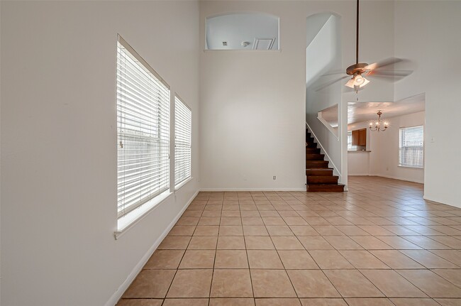 Building Photo - 7127 Sedona Ct