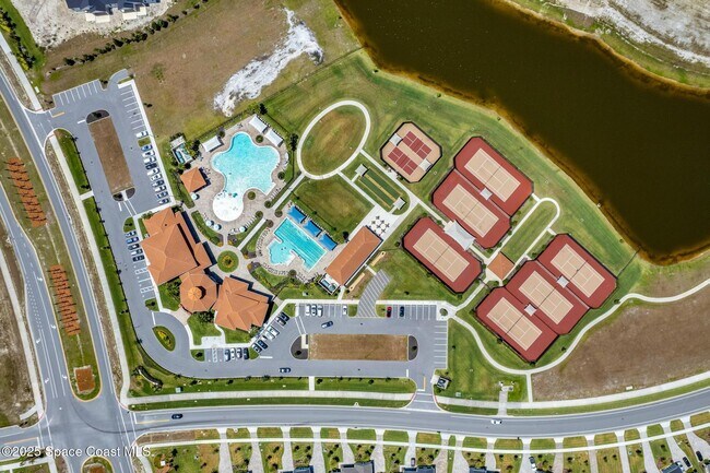 Building Photo - 7804 Loren Cove Dr