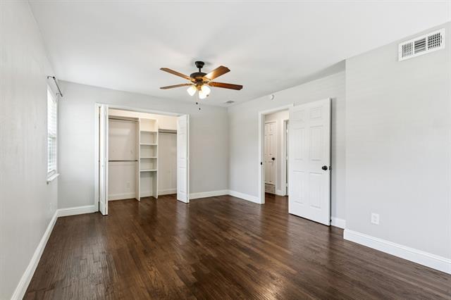 Building Photo - 519 Royal Crest Dr