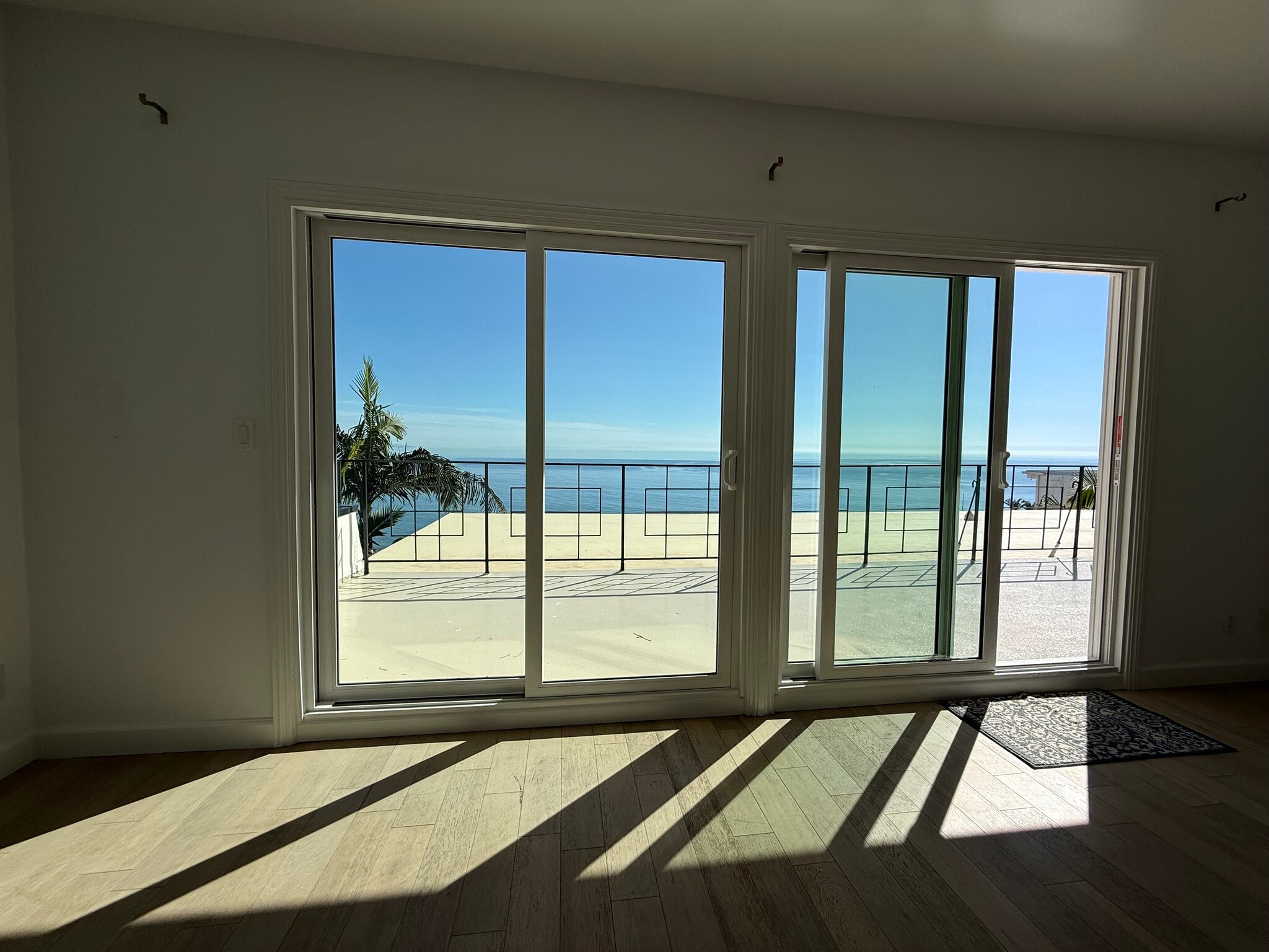 Building Photo - 18139 Coastline Dr