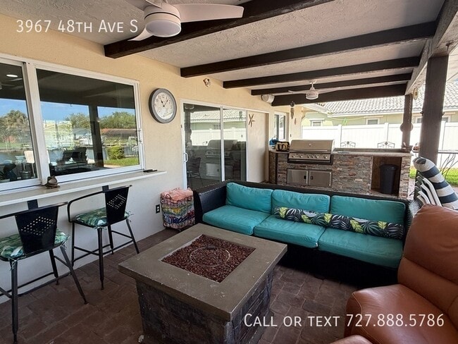 Building Photo - 3967 48th Ave S