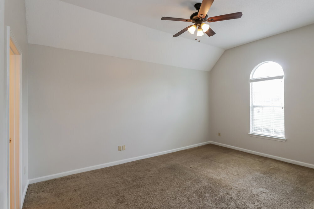 Building Photo - 3102 Valley Green Ln