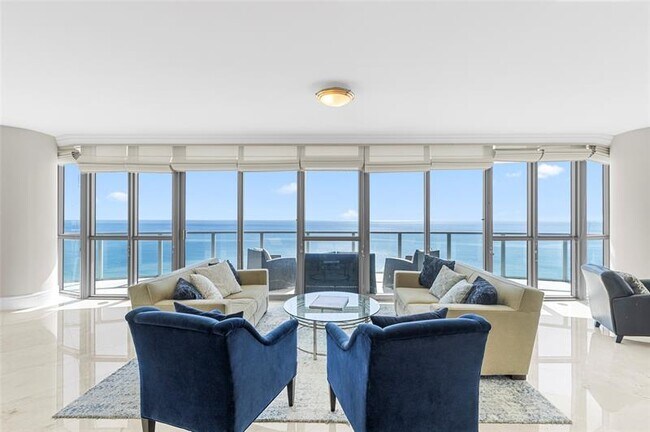 Building Photo - 3101 S Ocean Dr