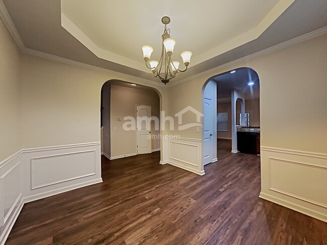 Building Photo - 214 Hidden Creek Pt