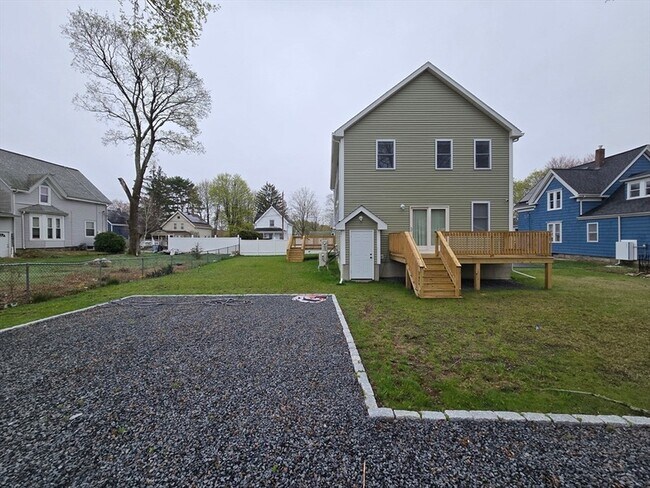 Building Photo - 37 Rose Glen St