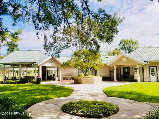 Building Photo - 8456 Bandera Cir W