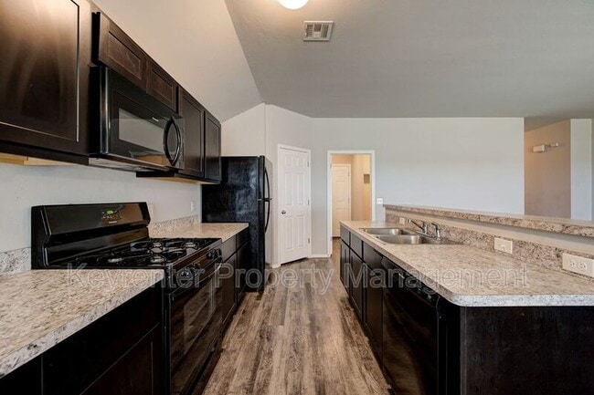 Building Photo - 9440 SW 44th Terrace