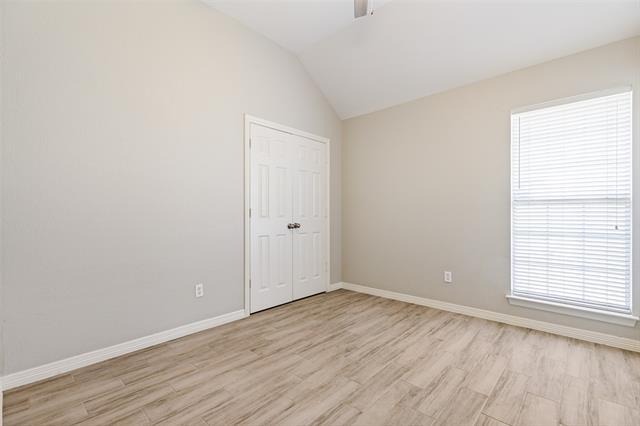 Building Photo - 10060 Danbury Dr