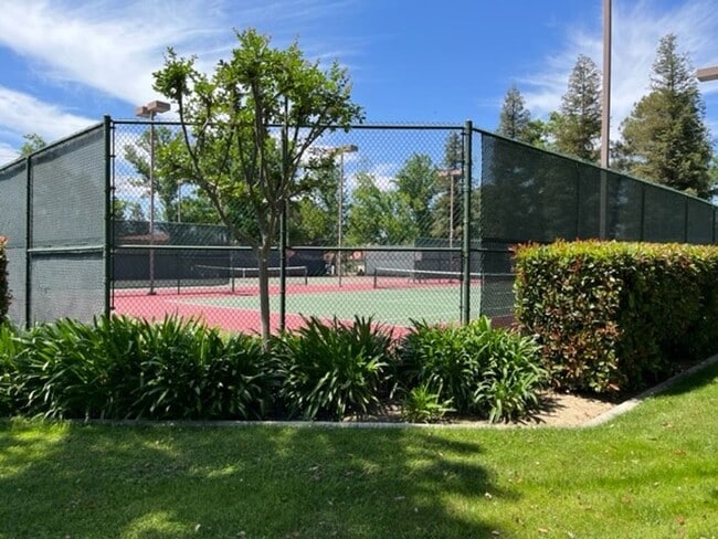 Building Photo - 8113 Wimbley Way