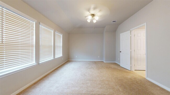 Building Photo - 519 Dr. Martin Luther King Jr. Dr.