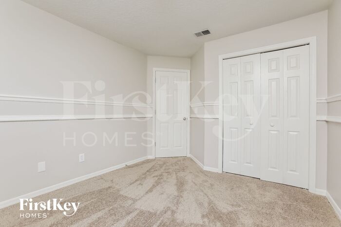 Building Photo - 1597 Crawford Dr