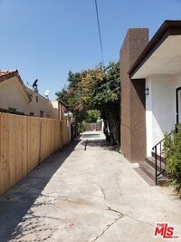 Building Photo - 3515 Lifur Ave