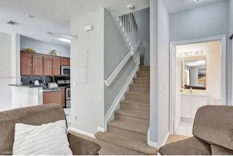 Building Photo - 1212 Santa Catalina Ln