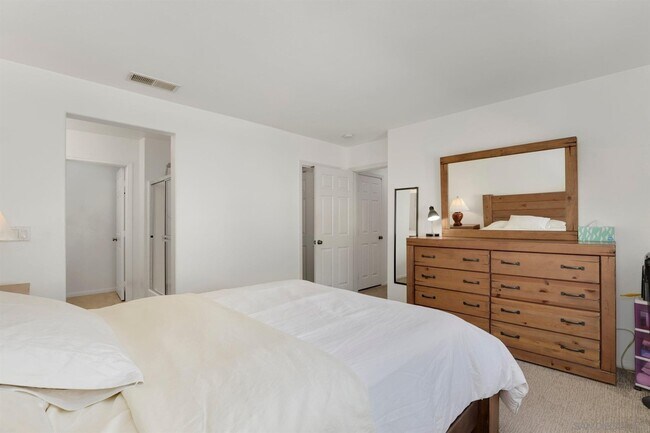 Building Photo - 2268 Lattice Ln