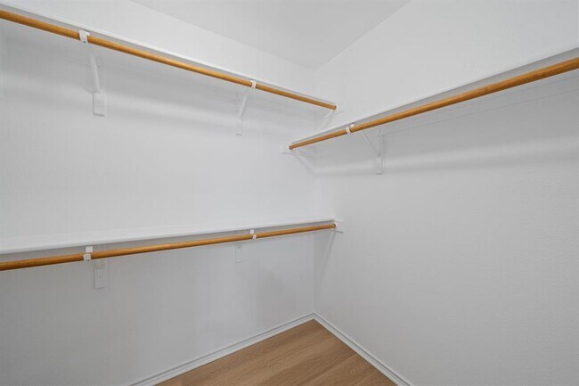 Building Photo - 1317 Meadgreen Cir