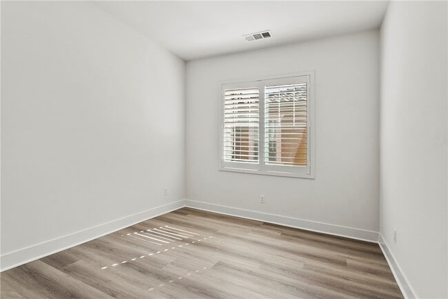 Building Photo - 202 W Tribella Ct