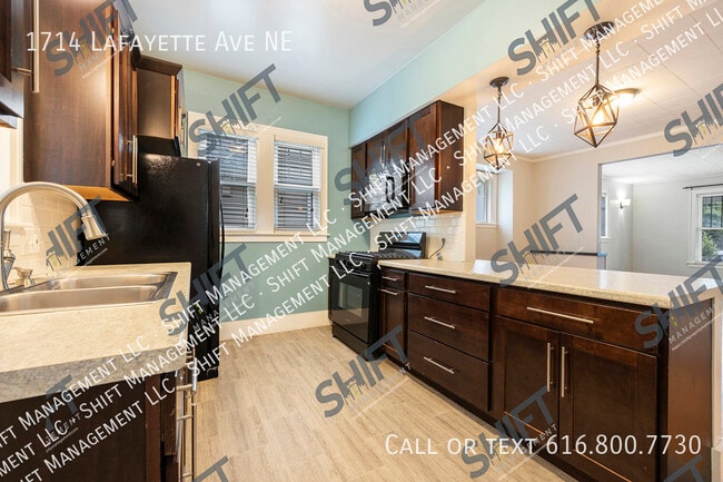 Building Photo - 1714 Lafayette Ave NE