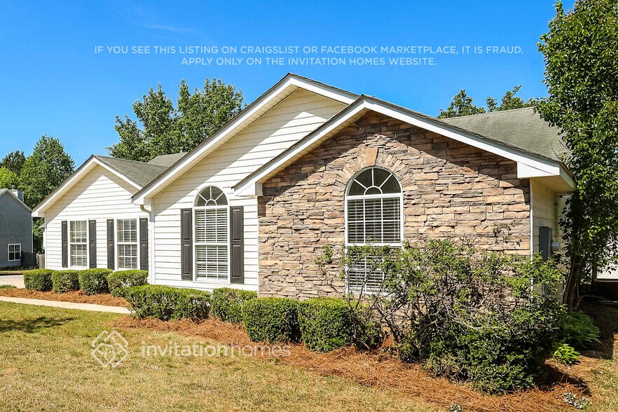 Building Photo - 2992 Knoll View Pl