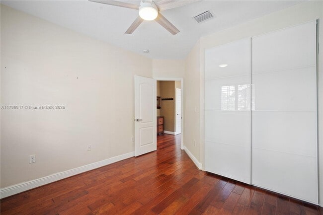 Building Photo - 9101 SW 41st St