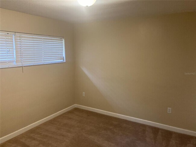 Building Photo - 805 Oakdale St