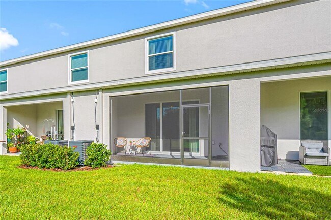 Building Photo - 11130 Crescent Deer Dr