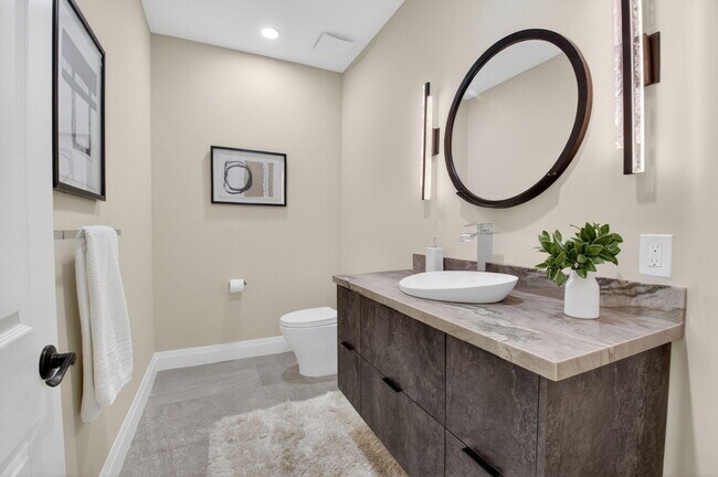 Building Photo - 16164 Bridlewood Cir