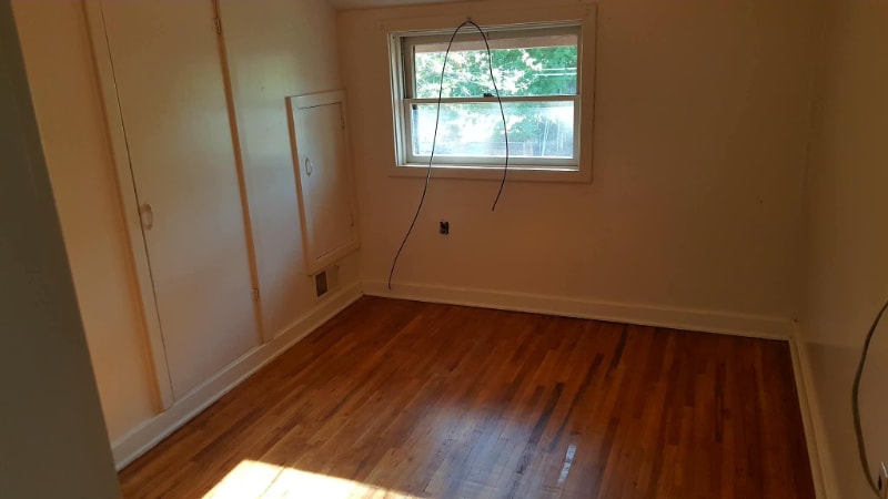 Building Photo - 531 Linden Dr