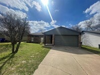 Building Photo - 407 Woodcrest Way