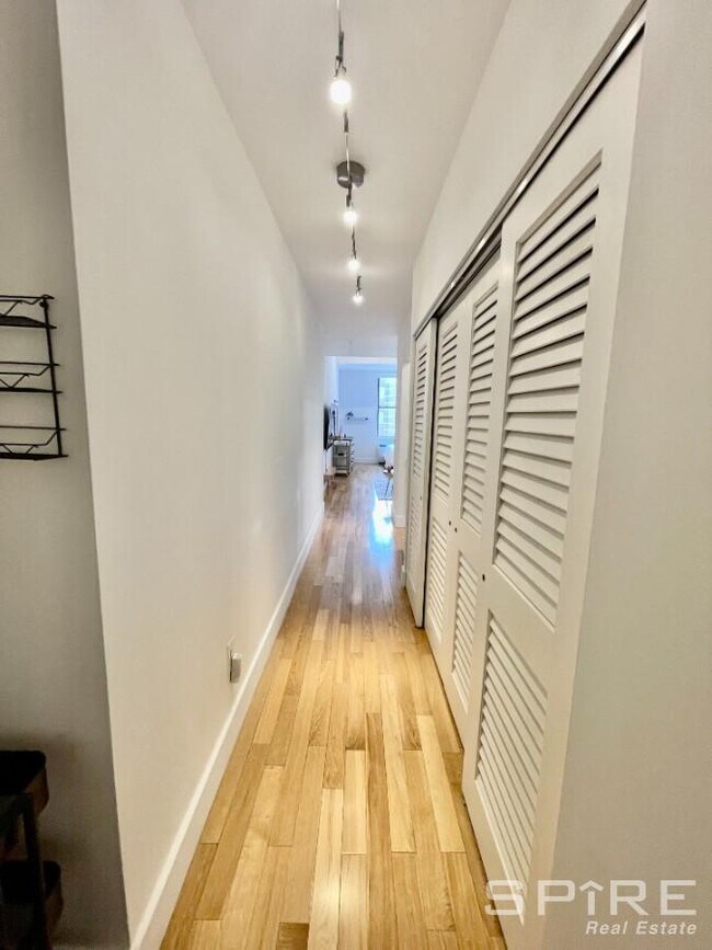 Building Photo - 0 bedroom in New York NY 10038