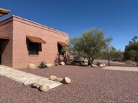 Building Photo - UNIQUE FURNISHED GUEST HOUSE IN NORTHWEST ...