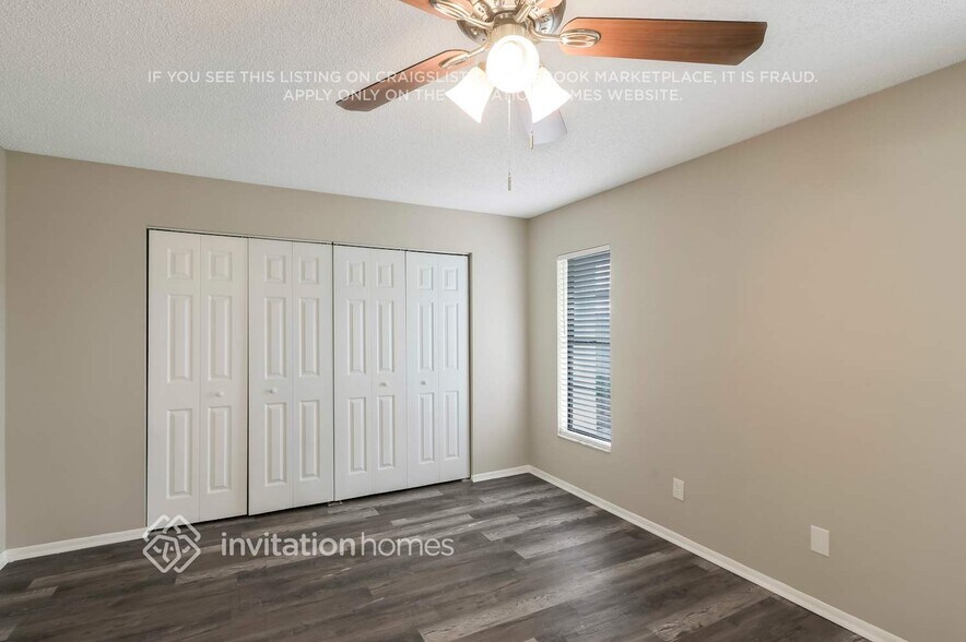 Building Photo - 933 Hillrise Dr