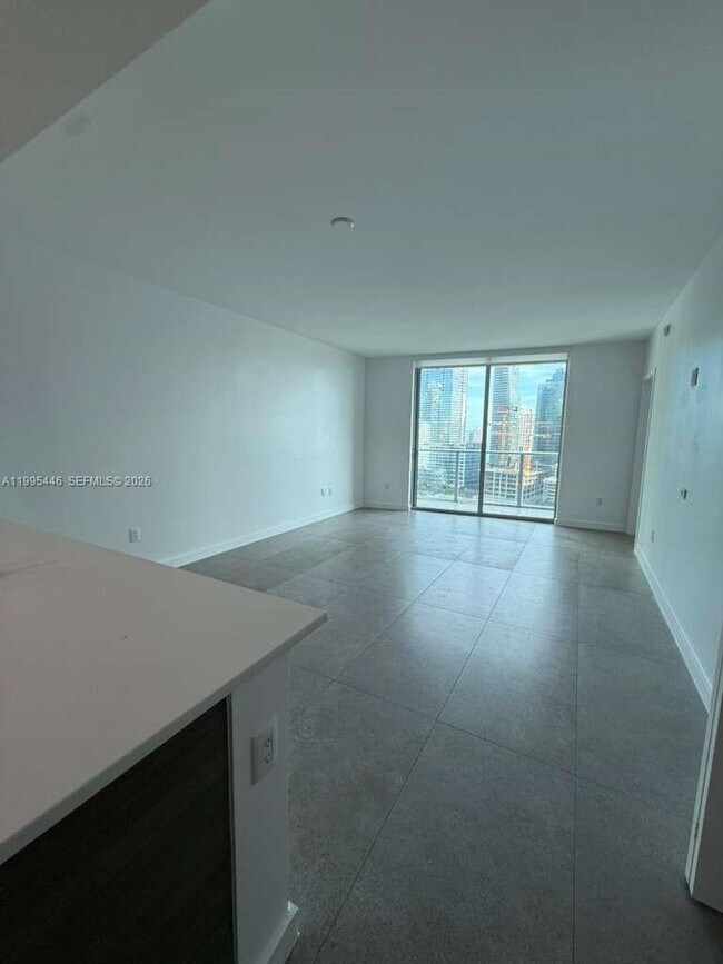 Building Photo - 1100 S Miami Ave