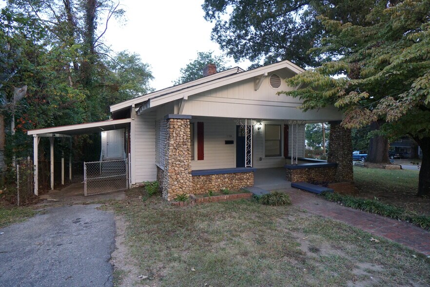 Building Photo - 1194 Birmingham St