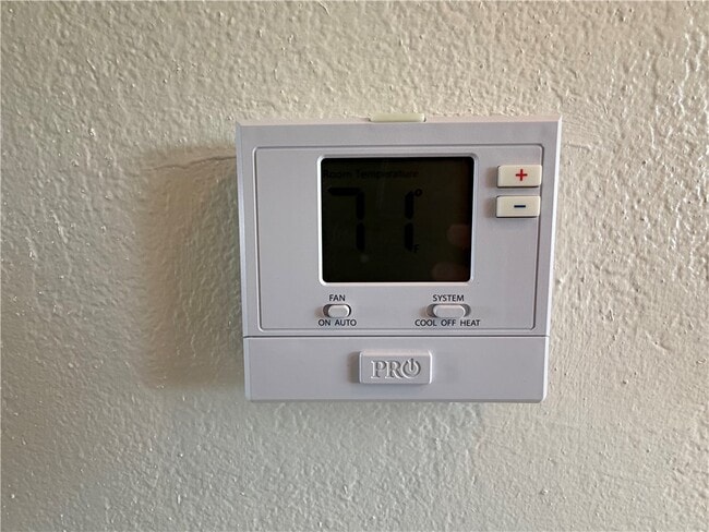 Building Photo - 1330 W Lambert Rd