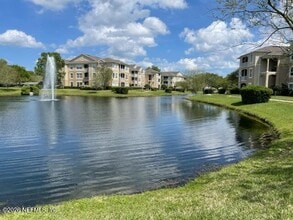 Building Photo - 7990 Baymeadows Rd