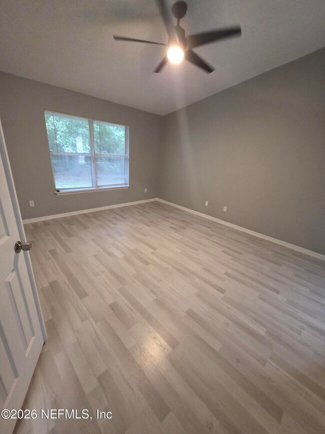 Building Photo - 8219 Teaticket Dr