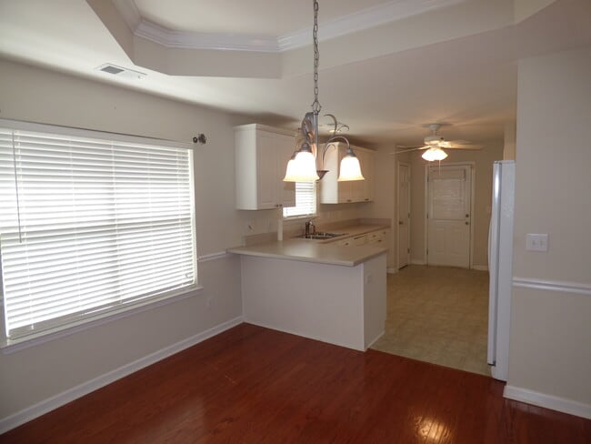 Building Photo - 380 Forest Lakes Dr